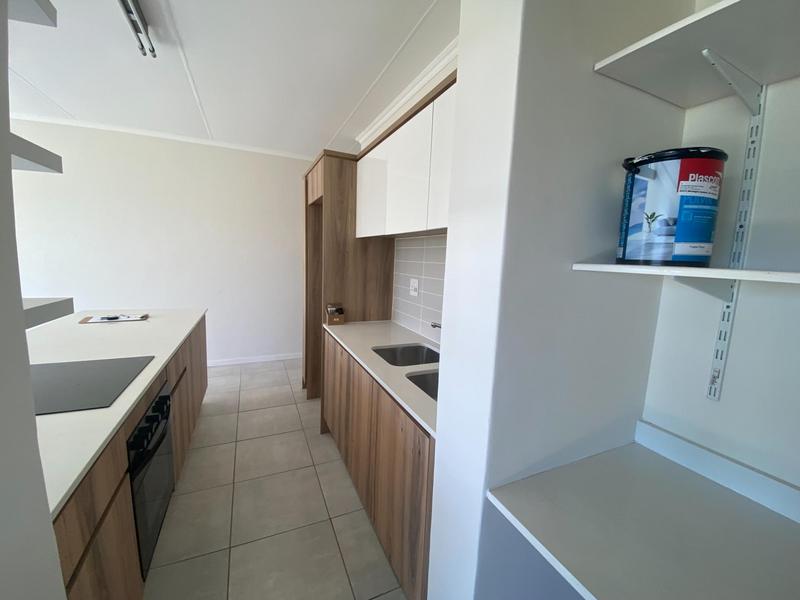 To Let 1 Bedroom Property for Rent in Richwood Western Cape